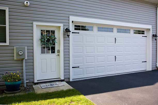24/7 Emergency Garage Door Panel Replacement experts in Russellville, AL